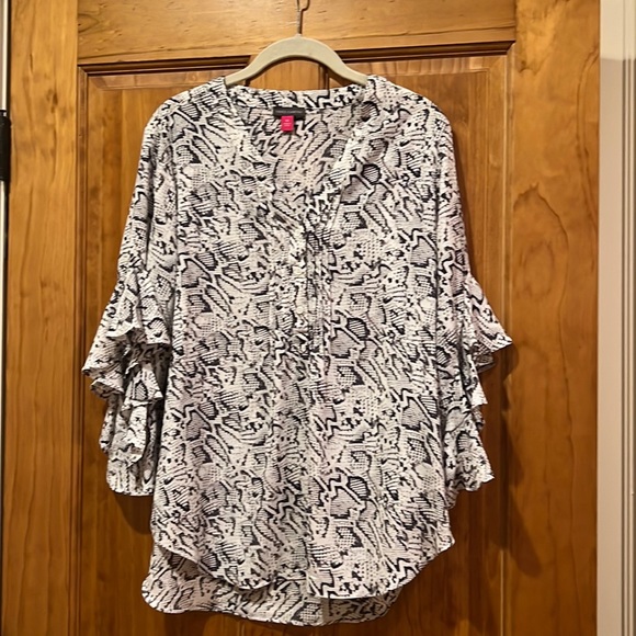 Vince Camuto Tops - Vince Camuto snakeskin blouse